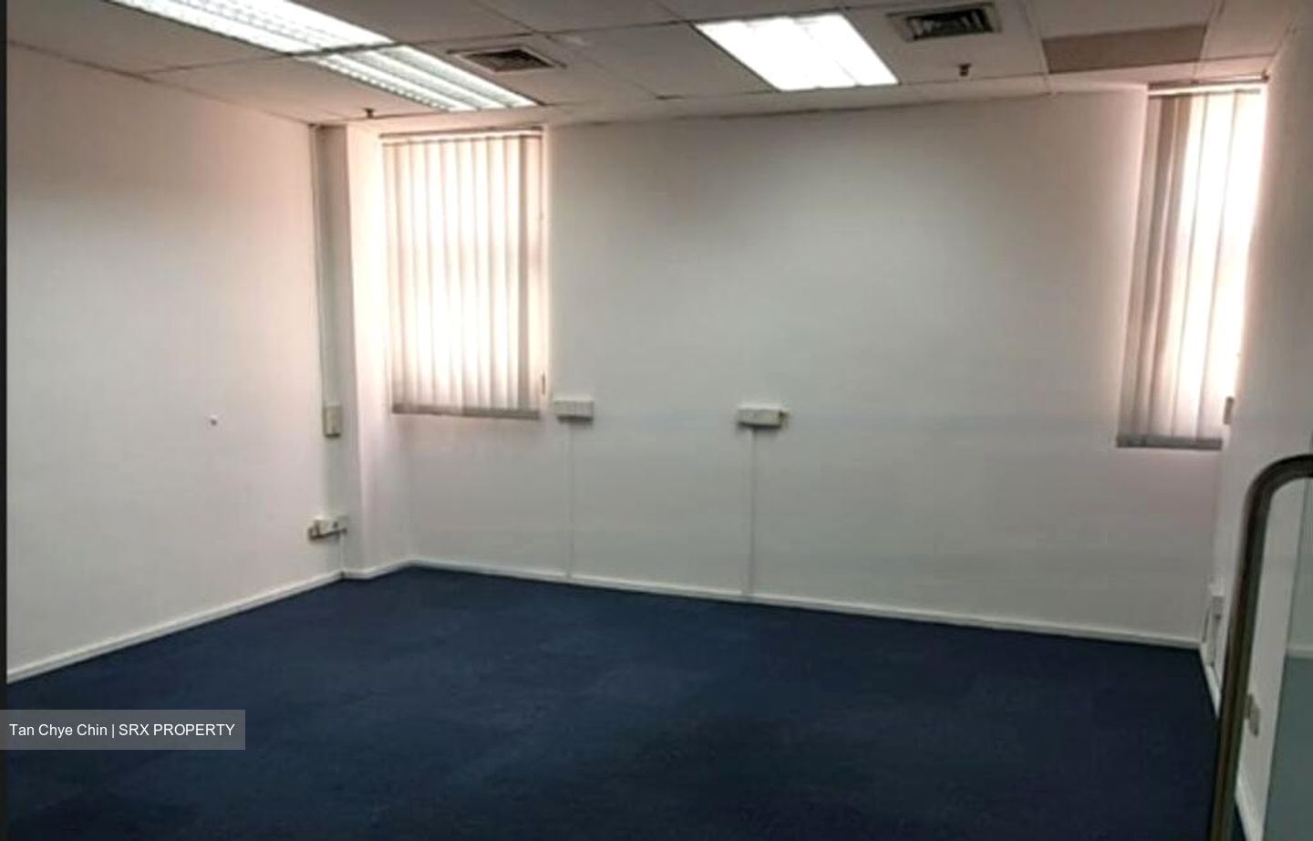 North Bridge Centre (D7), Office #474307331